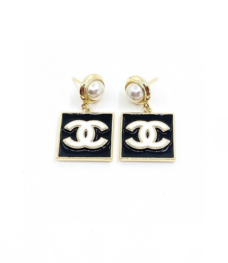 Ch**el earrings
